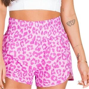 Pink leopard active shorts